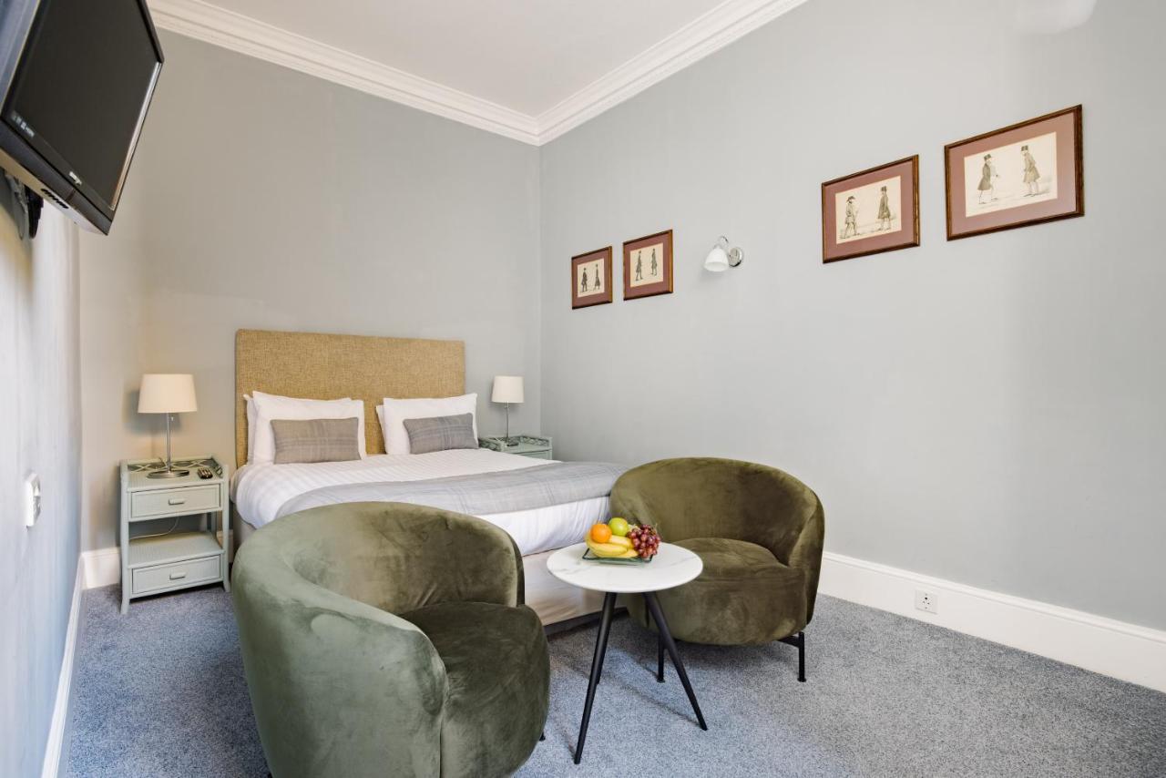 Double Room,1393416716:JPEG