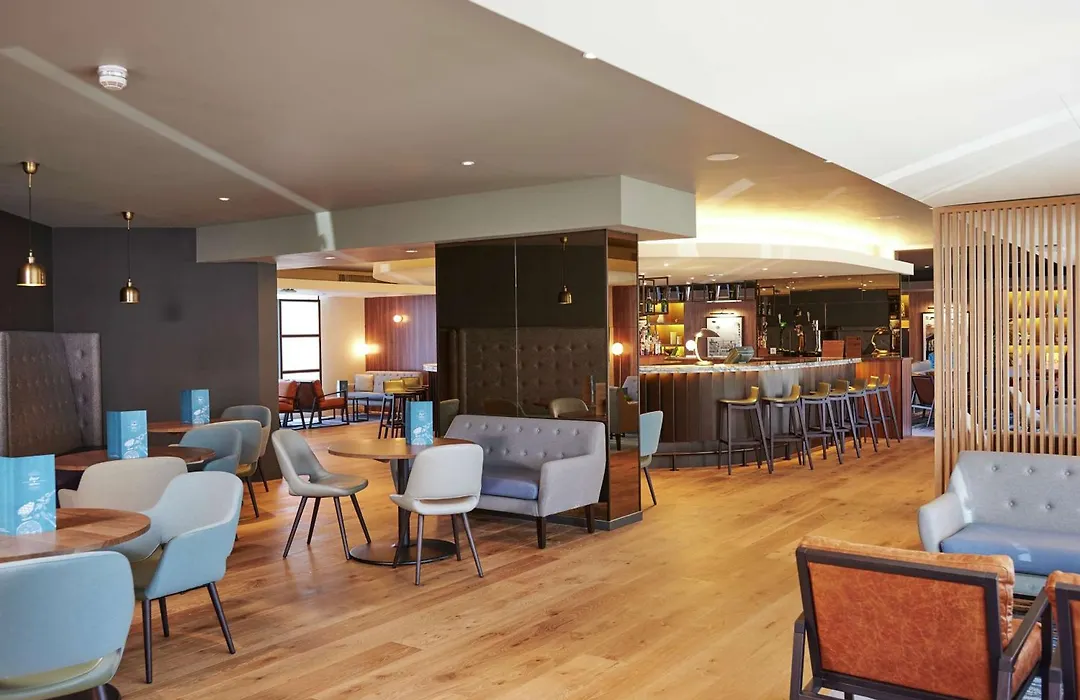 Doubletree By Hilton London Excel-1