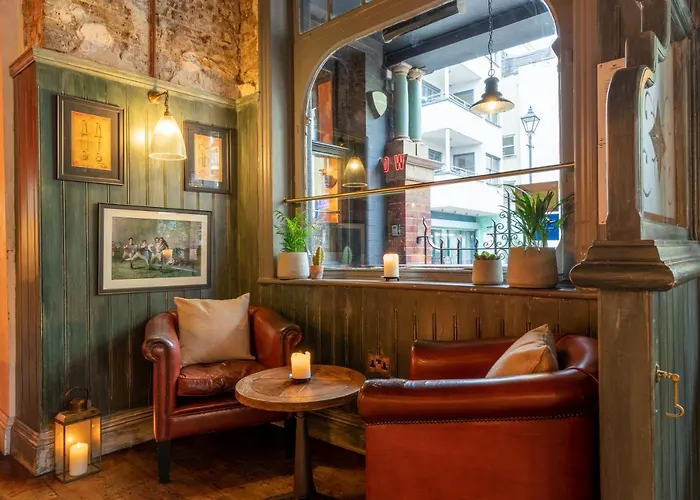 B&B: The Wolfpack Inn