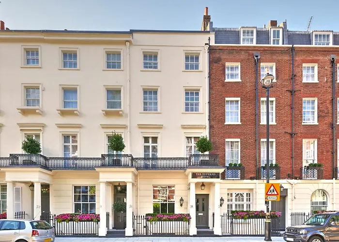 The Tophams Hotel