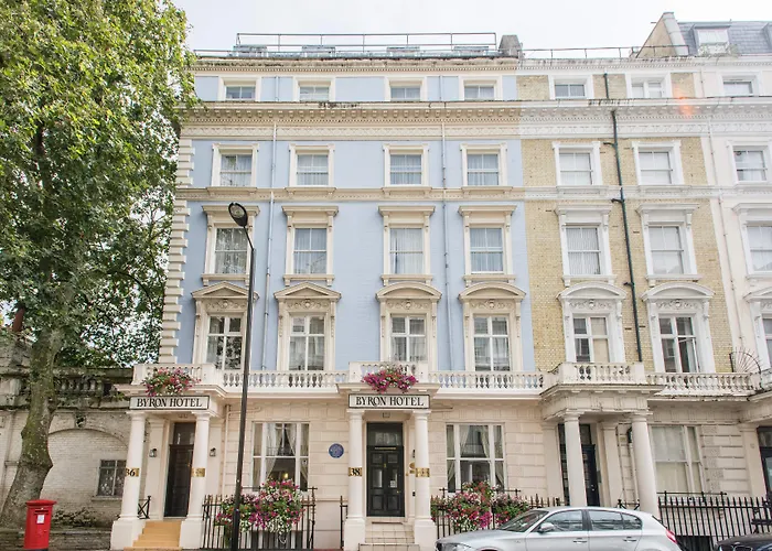 Resort: Byron Hotel