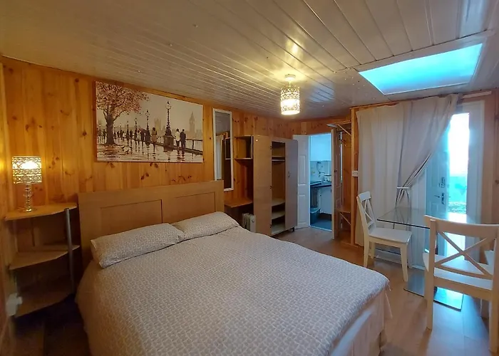  Garden Studio Cottage