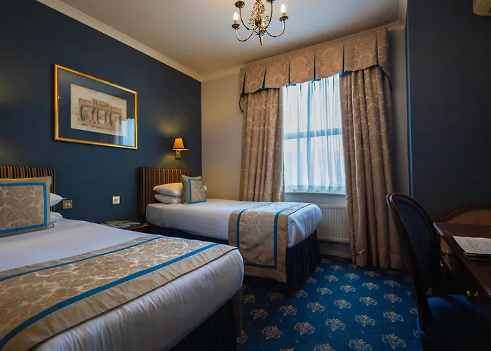 London Lodge