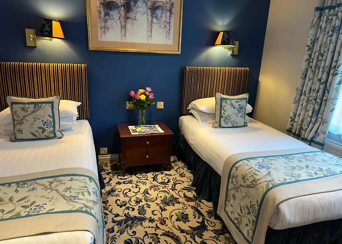 London Lodge