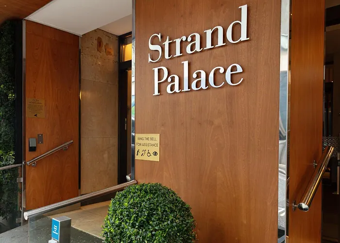 Animaux admis Strand Palace