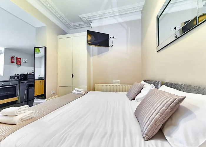 United Lodge Hotel And Apartments