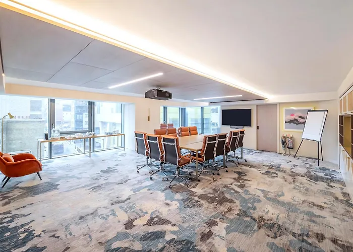 Dorsett Canary Wharf