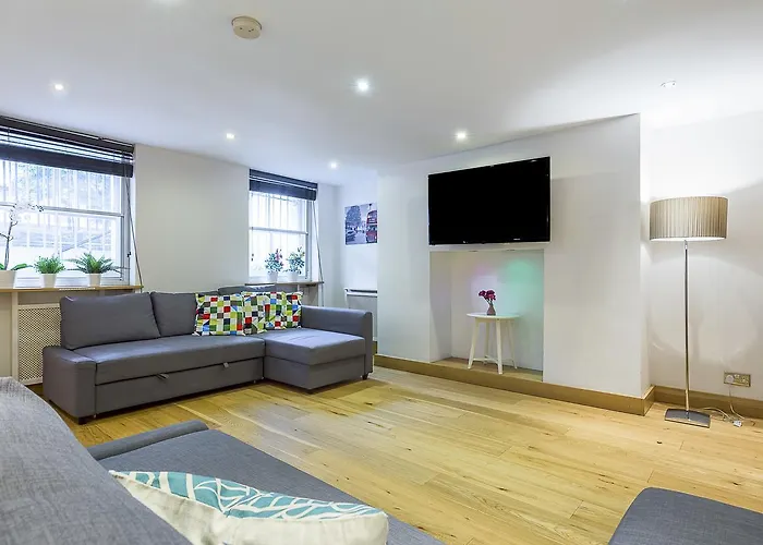 Airport Hotel: The Borough